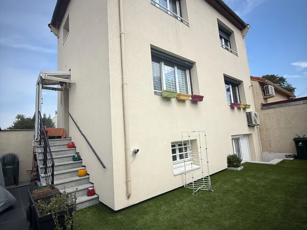 Maison 5 pièces 120 m²