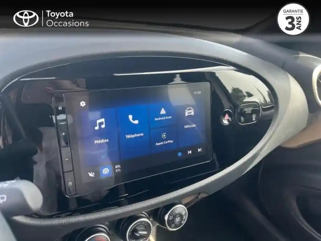 Toyota Aygo X 1.0 vvt-i 72ch design my24 — photo 15