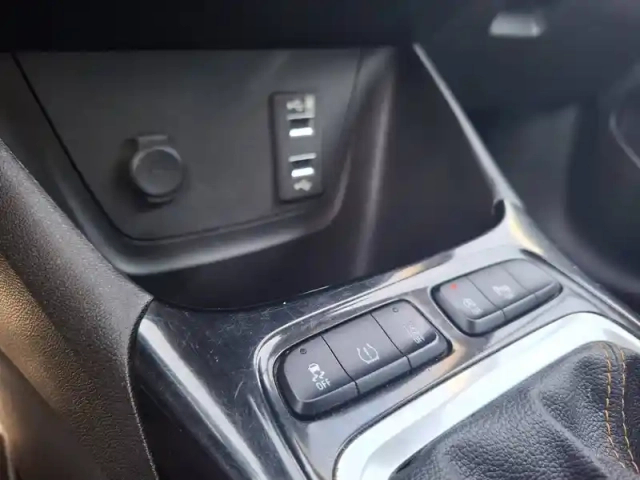 Opel Crossland X 1.2 turbo 110 ch ecotec — photo 30