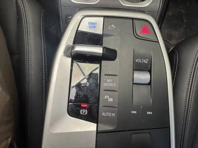 Bmw X1 i xdrive30 — photo 41
