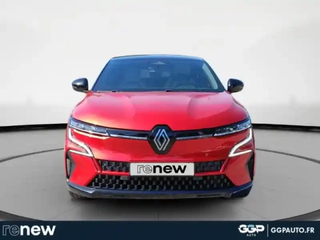 Renault Megane e-tech electric ev60 220ch iconic super charge -c — photo 8