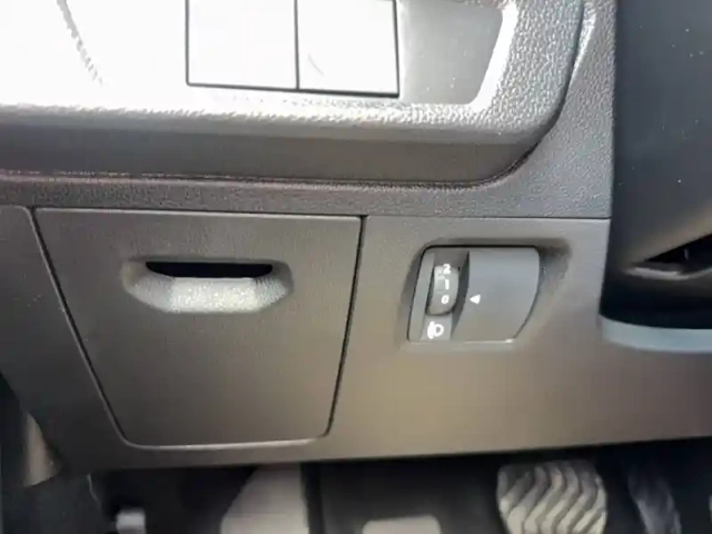Dacia Sandero eco-g 120 auto — photo 25