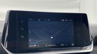 Peugeot 2008 1.2 PureTech 130ch S&S Allure EAT8 — photo 13