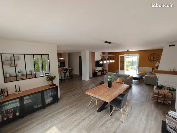 Maison rénovée 147 m² + sous-sol complet, 5 chambres, terrain 1 025 m² vue campagne, Préaux