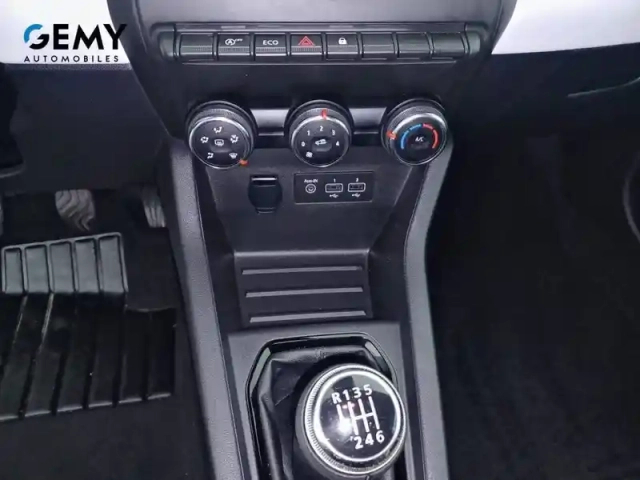 Renault Clio tce 90 — photo 14