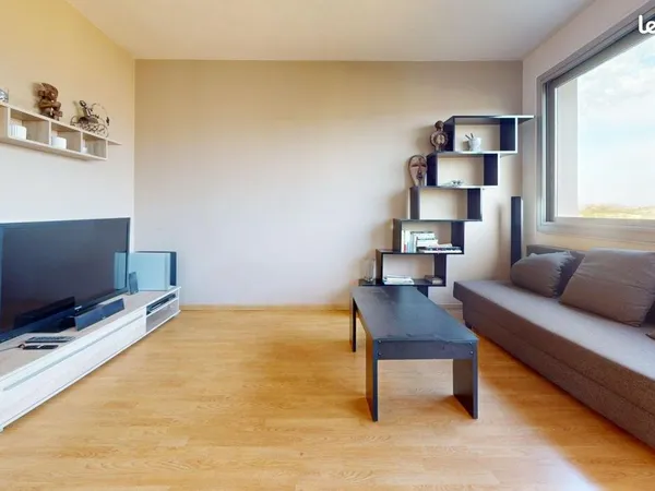 Chambre 4 pièces 81 m²