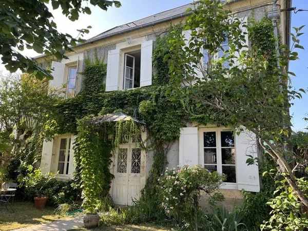 Maison de ville 8 pièces 260 m²