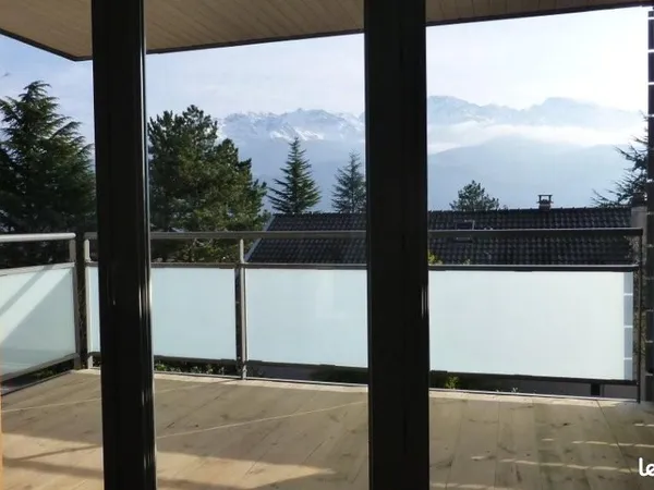 Superbe appartement avec vue imprenable sur Belledonne