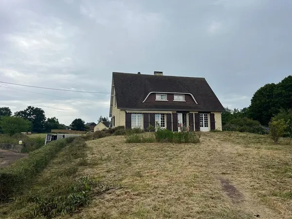 Maison 6 pièces à vendre à Bourgvallees - Saint-Romphaire