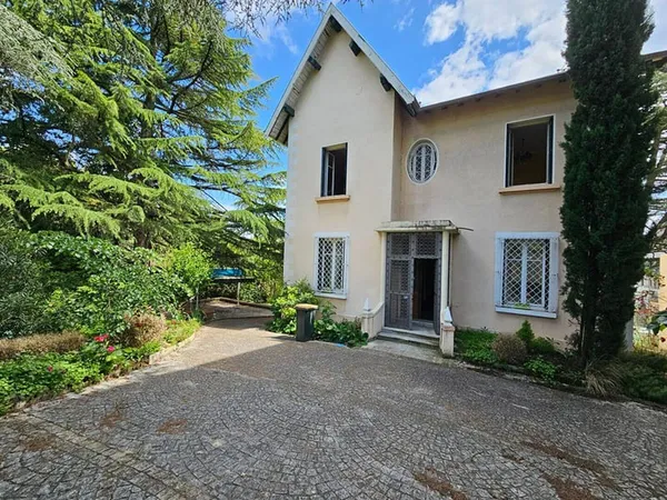 Maison 7 pièces 155 m²