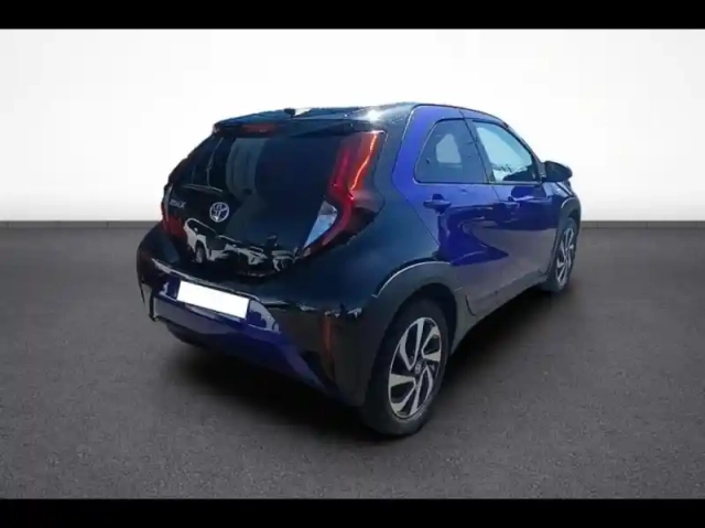 Toyota Aygo X 1.0 vvt-i 72ch design my23 — photo 6