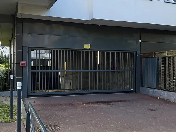 Parking 13 m²