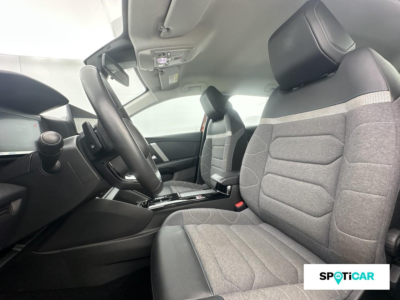 Citroën C4 bluehdi 130ch s&s feel pack eat8 120g — photo 9