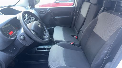 Renault Kangoo Express Blue dCi1.5 DCI 95 - Grand Confort Grand Volume – 2021 – 124069 km – Diesel – Boîte Manuelle — photo 11