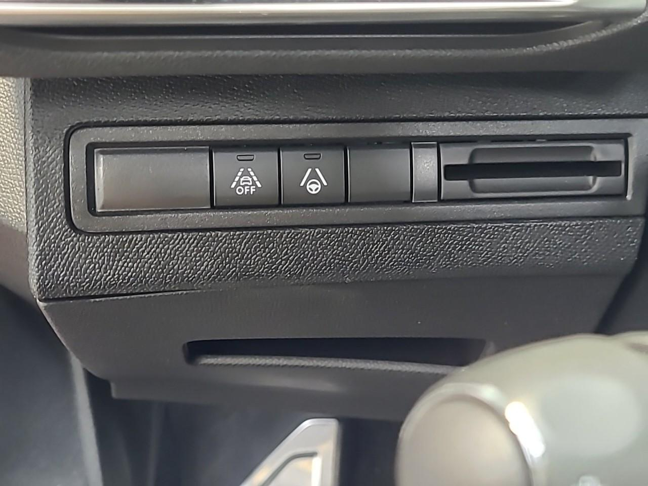 Peugeot 3008 puretech 130ch s&s eat8 gt — photo 27