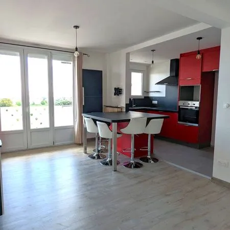Appartement f2 avec grand balcon