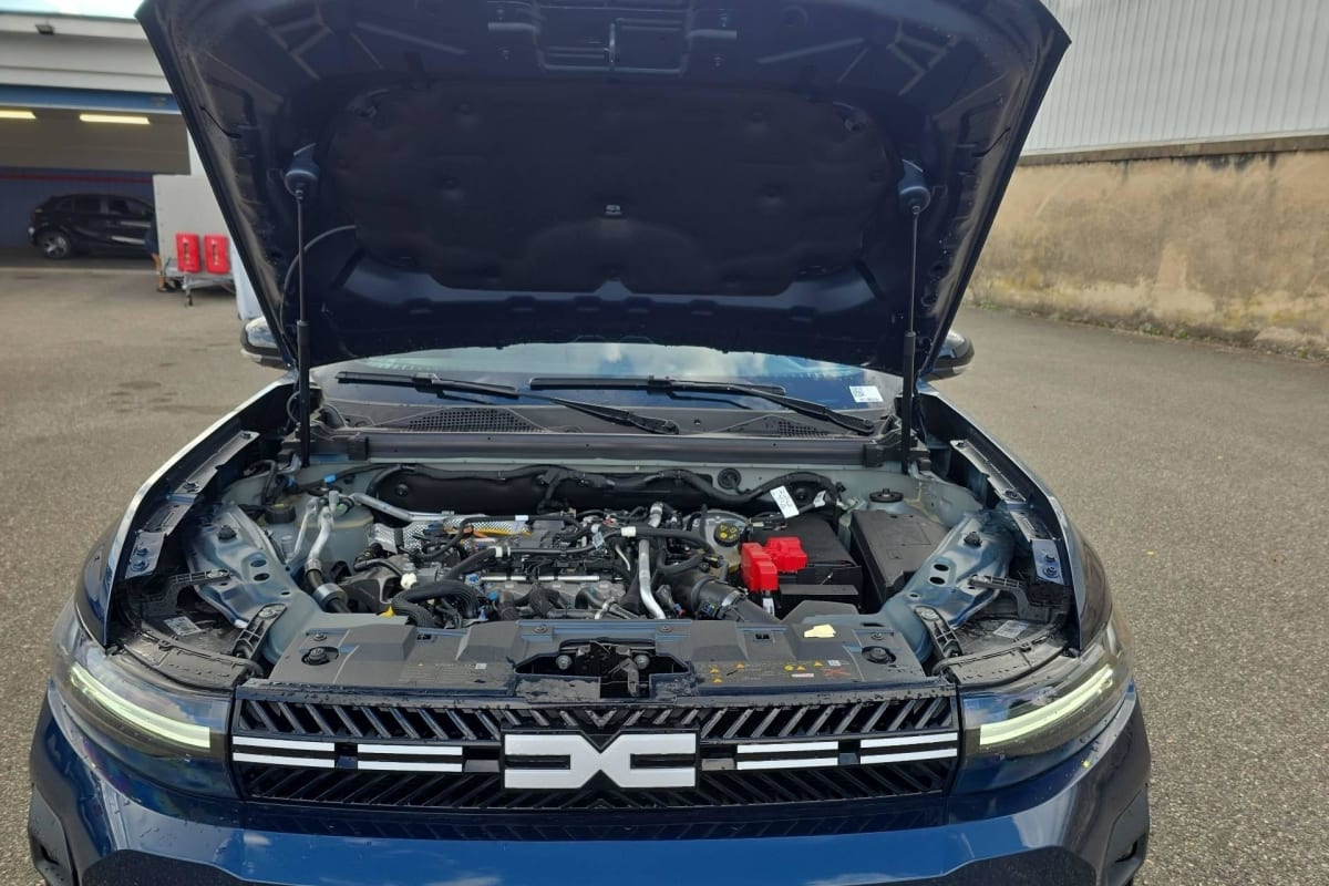 Dacia Bigster — photo 29