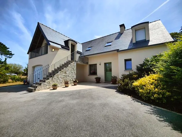 Maison 5 pièces 143 m²
