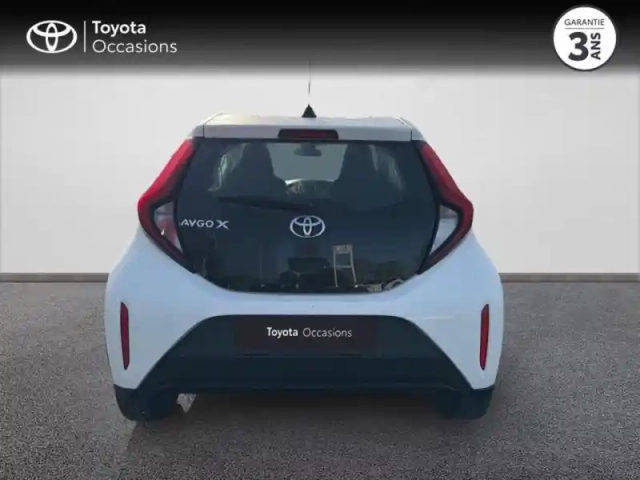 Toyota Aygo X 1.0 vvt-i 72ch dynamic my23 — photo 9