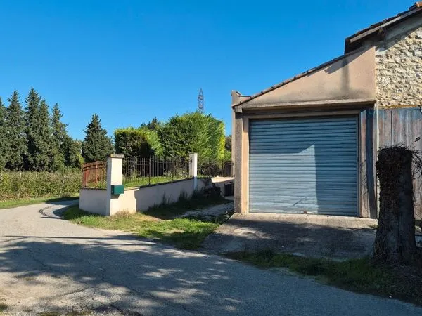 Hangar / Box pour stockage ou atelier