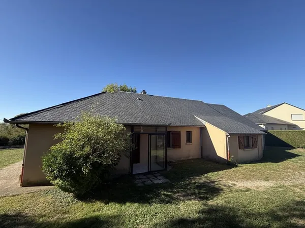 Maison T5 112 m2 Baraqueville