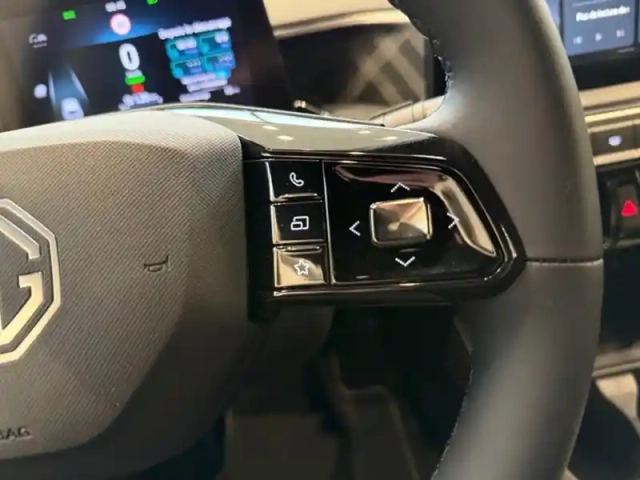 Mg Mg3 1.5l 195ch hybrid+ luxury — photo 16