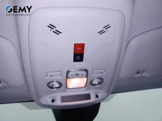 Peugeot 208 hybrid 100 e-dcs6 — photo 15