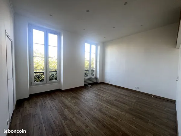 Local commercial 20 m² MARSEILLE