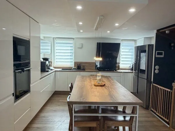 Maison familiale 4 chambres - Lille Sud - 350 000