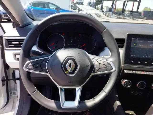 Renault Clio tce 90 — photo 11