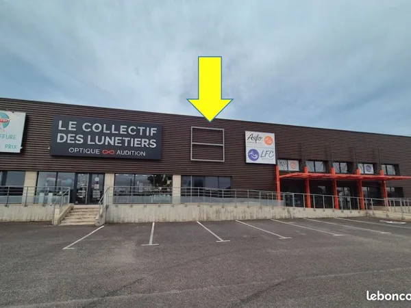 Cellule d'activités 207 m² à louer et/ou à vendre — Trèbes (11800)