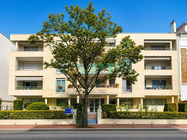 LA VARENNE SAINT-HILAIRE ? DERNIER ÉTAGE AVEC ASCENSEUR, APPARTEMENT TRAVERSANT AVEC LOGGIA