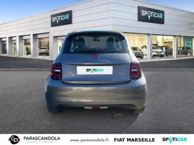 Fiat 500 e 95ch (red) — photo 5