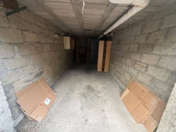 Parking 13 m²