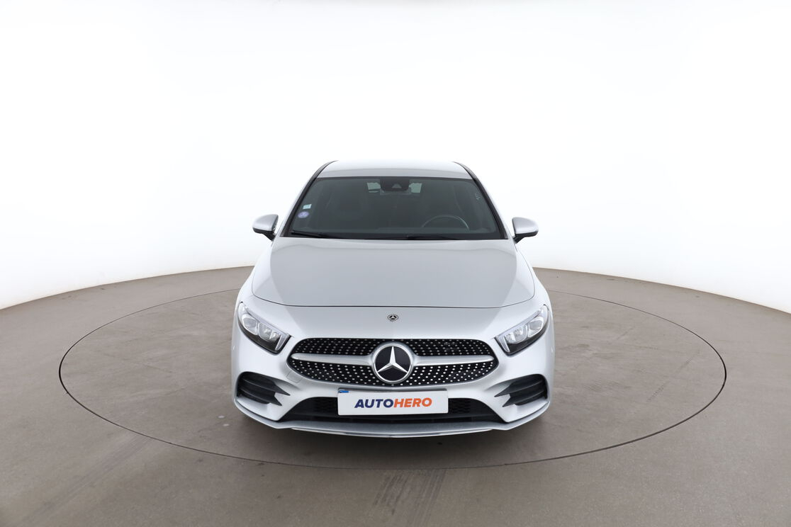 Mercedes-Benz Classe A 250 e AMG Line 8G-DCT — photo 8