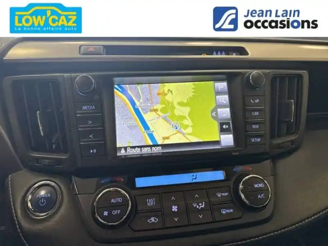 Toyota Rav4 hybride 197ch awd — photo 15
