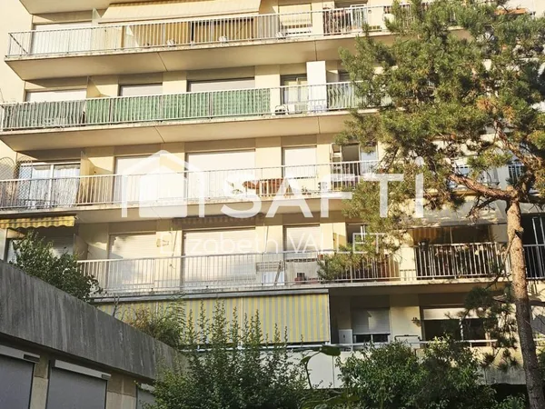 Appartement rare 2 pièces vu sur jardin