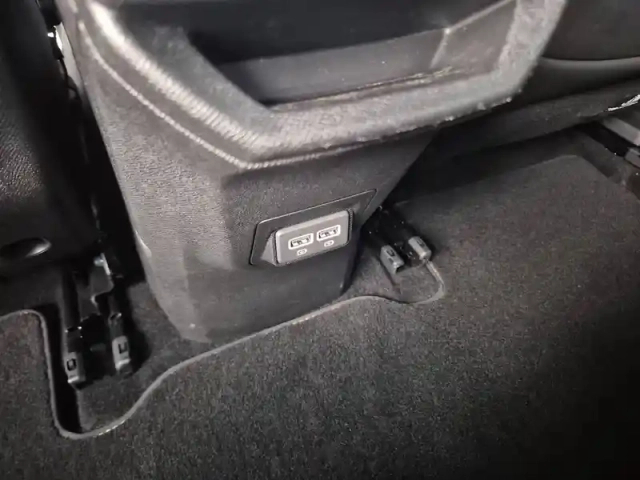 Peugeot 3008 puretech 130ch s&amp;s eat8 — photo 23