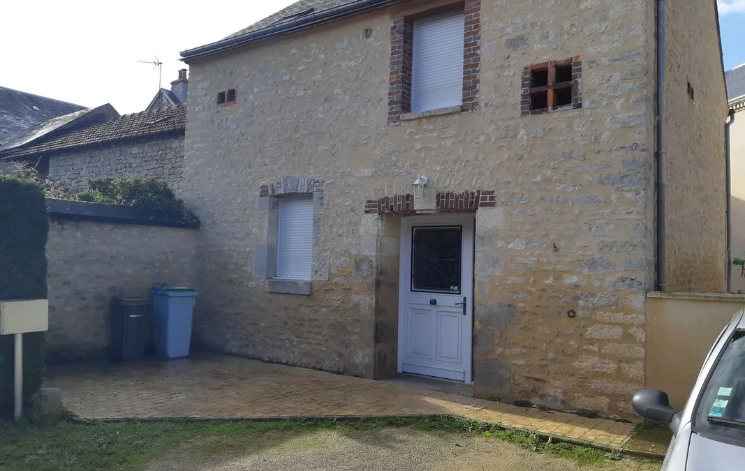 Photo 1
