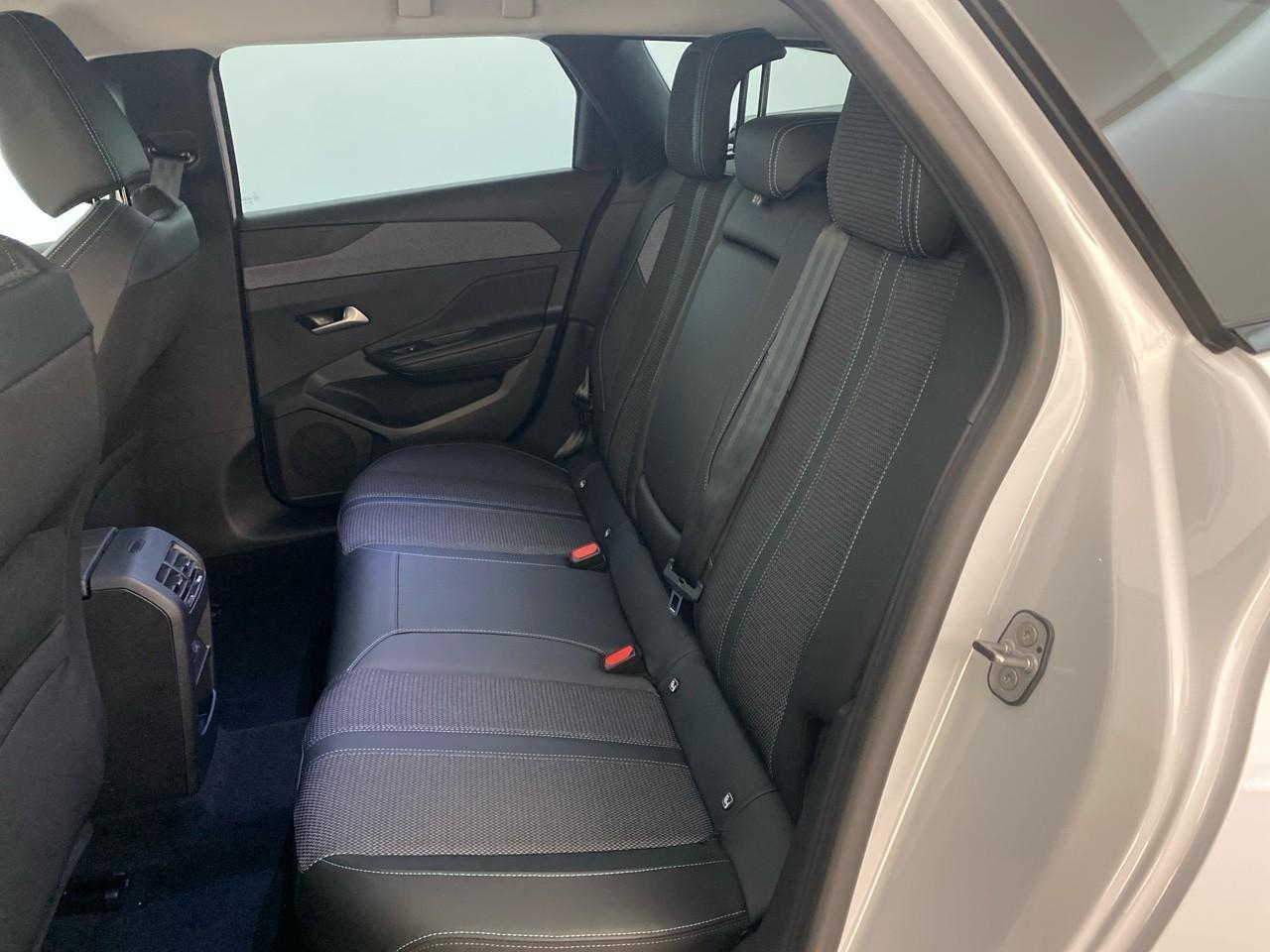 Peugeot 308 sw hybrid 145 e-dcs6 allure — photo 10