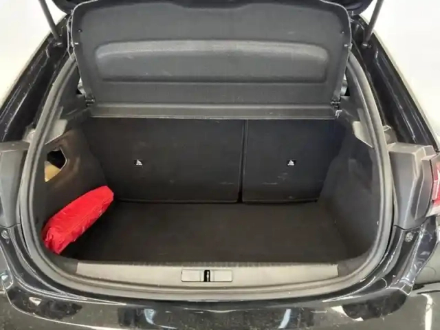 Peugeot 208 1.5 bluehdi 100ch s&amp;s allure — photo 13