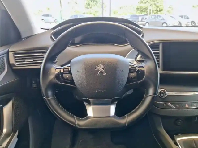 Peugeot 308 bluehdi 100ch s&amp;s bvm6 — photo 9