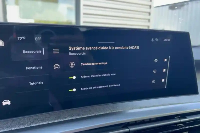 Peugeot 5008 plug-in hybrid 225 ch e-dcs7 — photo 21