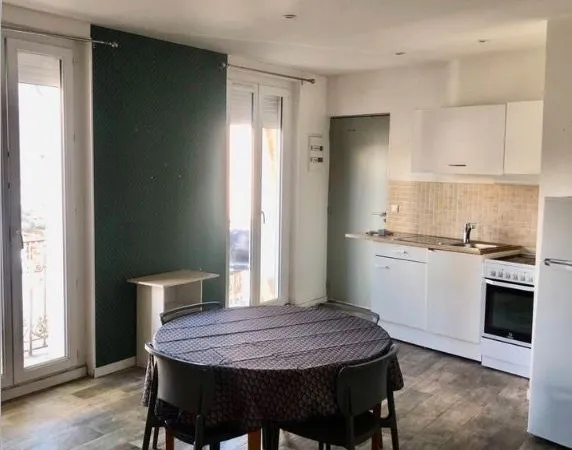 Appartement meuble frontignan centre