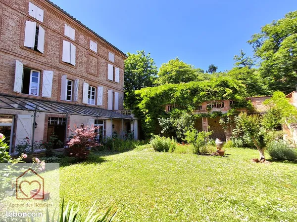 Maison de ville 9 pièces 226 m²