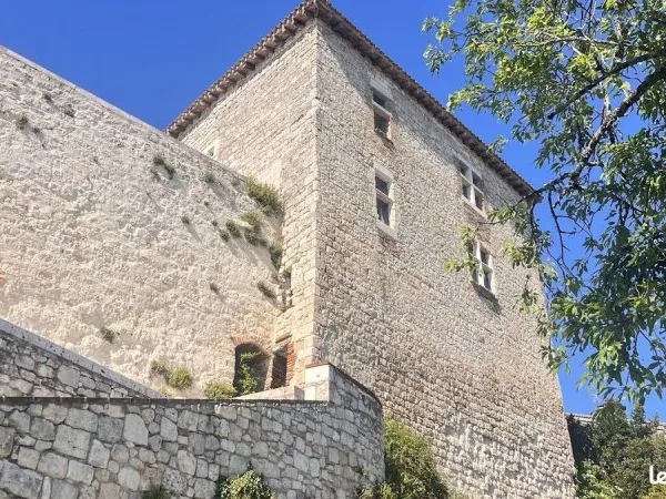 Maison 4 pièces 160 m²