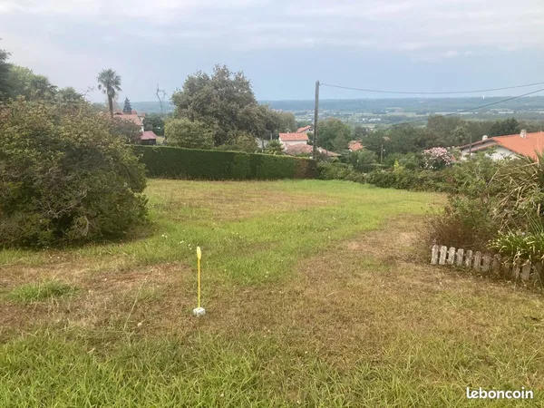 Terrain 500 m2 Mouguerre Bourg