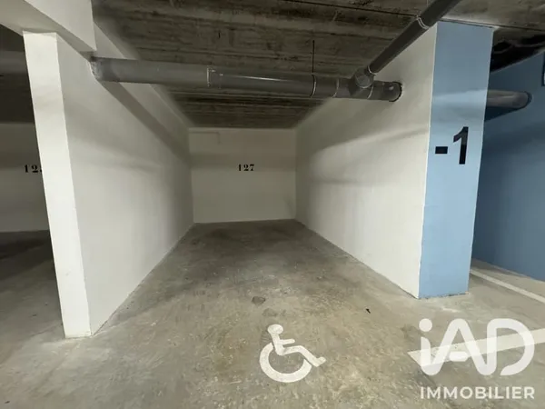 Parking 20 m²