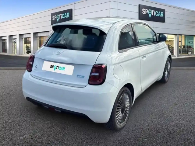 Fiat 500 e 95ch icône berline 23.8 kwh — photo 5