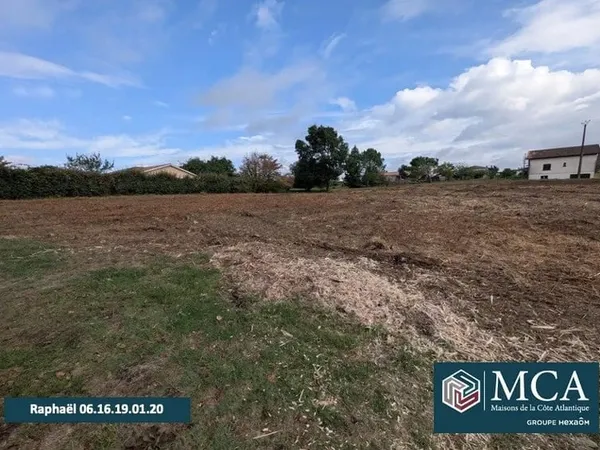 Terrain 1000 m²